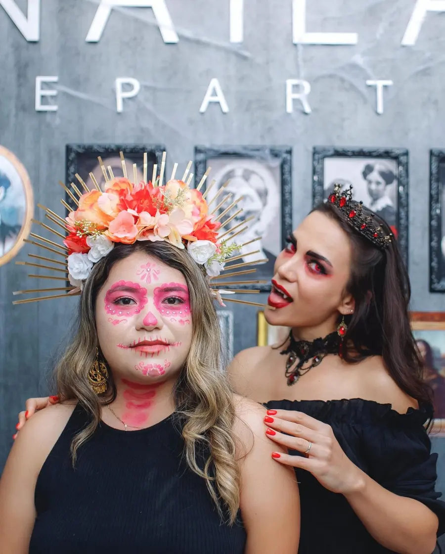 Creative Halloween artistry at Nail Art Department